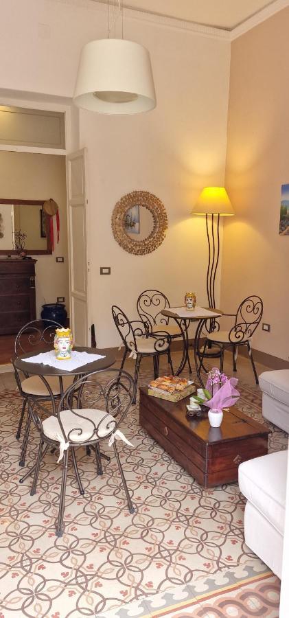 Eureka Hotel Palermo Exterior photo